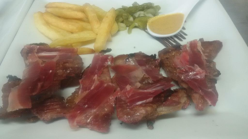 Hotel Restaurante Calderon Arcos de la Frontera Kültér fotó