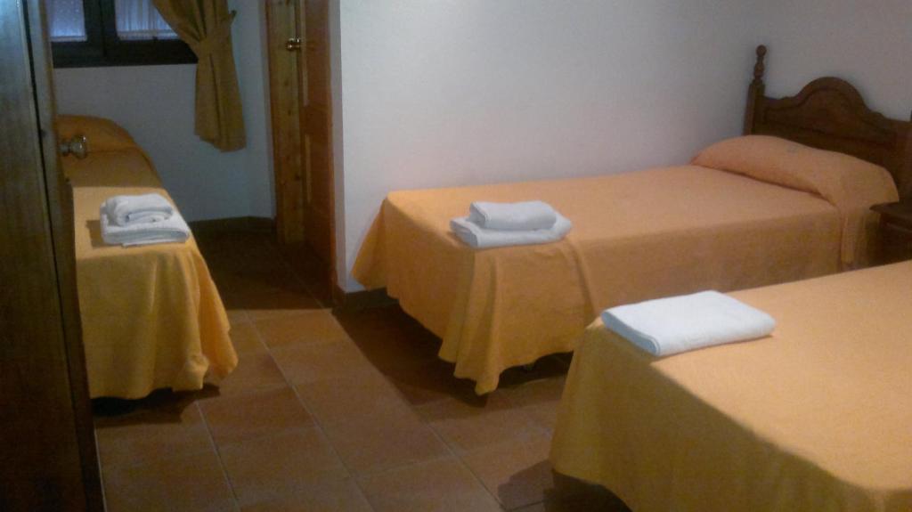 Hotel Restaurante Calderon Arcos de la Frontera Szoba fotó