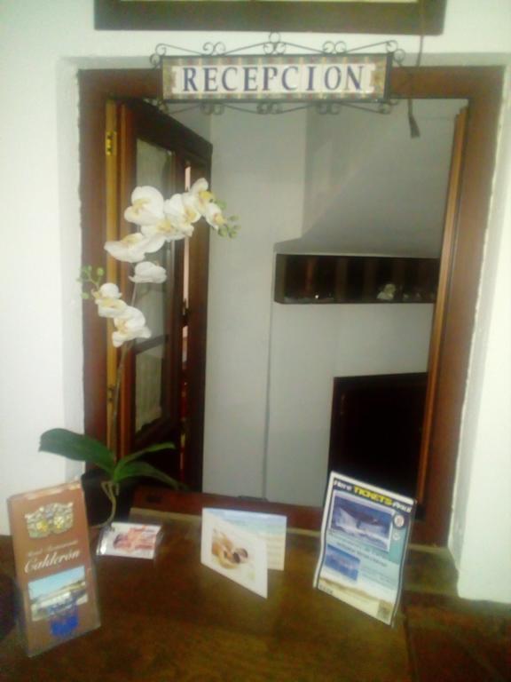Hotel Restaurante Calderon Arcos de la Frontera Kültér fotó