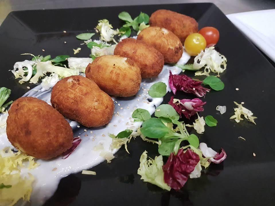 Hotel Restaurante Calderon Arcos de la Frontera Kültér fotó