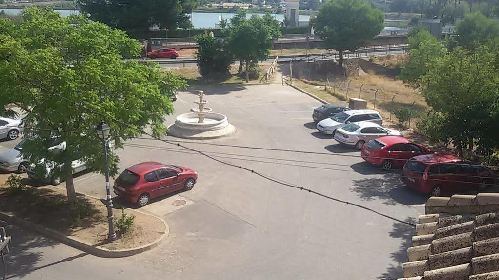 Hotel Restaurante Calderon Arcos de la Frontera Kültér fotó