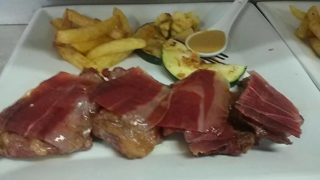 Hotel Restaurante Calderon Arcos de la Frontera Kültér fotó
